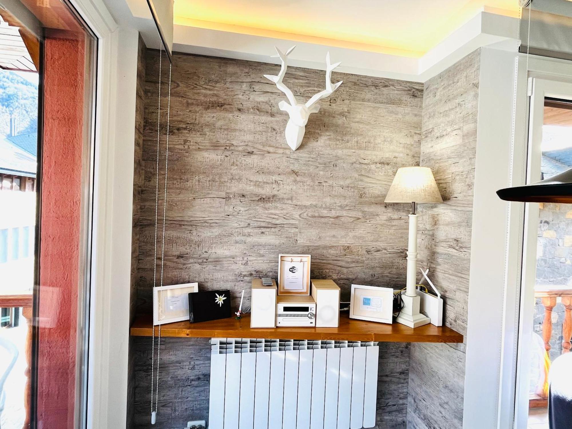 Apartamento UP BENASQUE FLOR de NIEVE Exterior foto