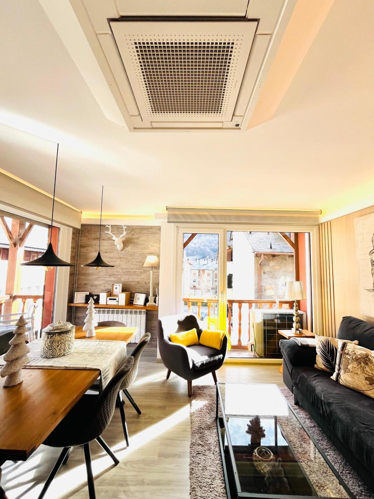 Apartamento UP BENASQUE FLOR de NIEVE Exterior foto