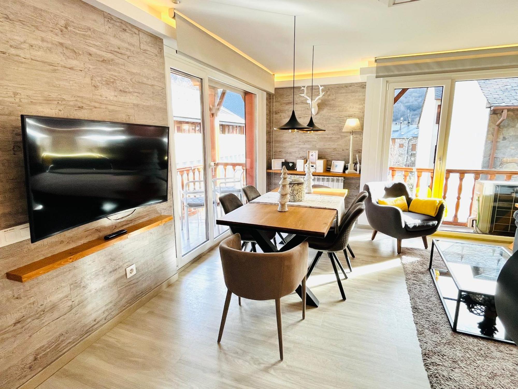 Apartamento UP BENASQUE FLOR de NIEVE Exterior foto