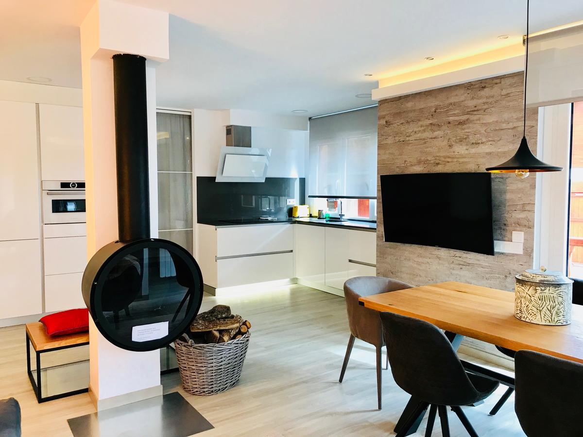 Apartamento UP BENASQUE FLOR de NIEVE Exterior foto